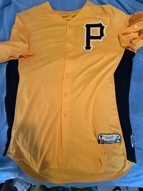 Majestic Pittsburgh Pirates Gold and Black BP Jersey game issued possibly worn